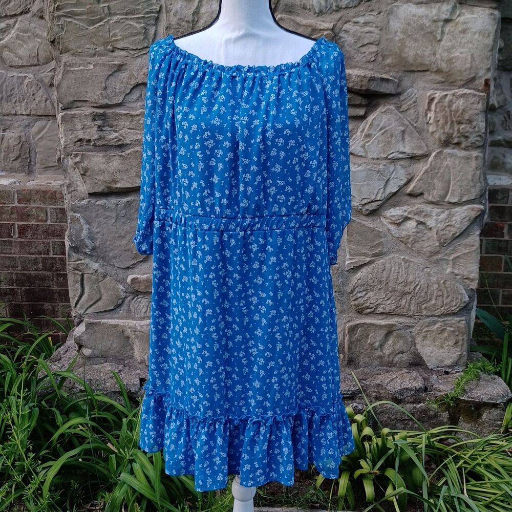 LA Threads Womens Size M Blue White Floral 1/2 Sleeve Summer Dress